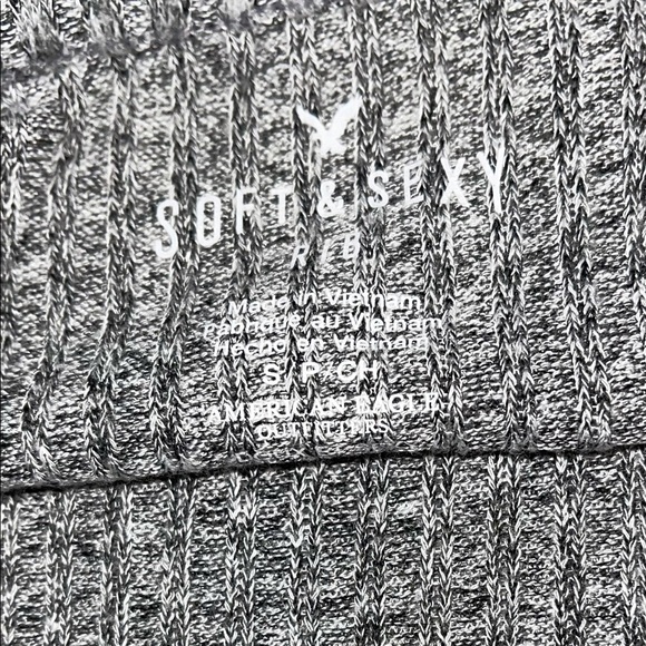 American eagle classic tank top. - Picture 3 of 3